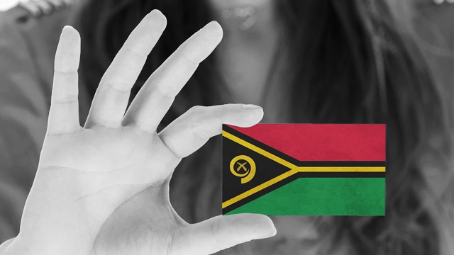 瓦努阿图护照和绿卡有何不同？从教育角度(华侨生/国际生)哪个更适合?