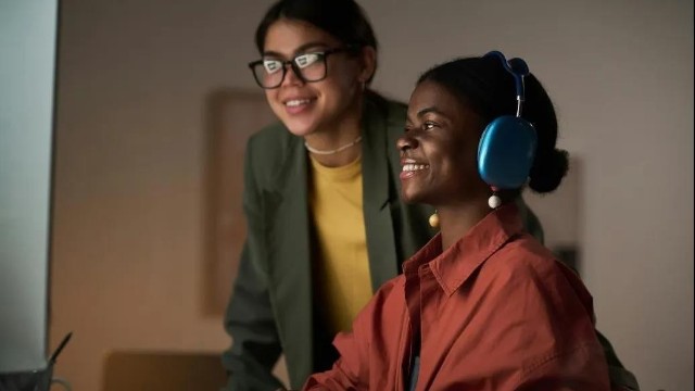 保留中国国籍也有“隐藏通道”？一张海外绿卡，让<i style='color:red'>华侨生</i>直通392所国内高校+全球百强名校！