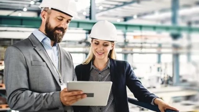 2025年移民加拿大的最快路径：这12个工作直接送你上岸！加拿大“点名”优先移民