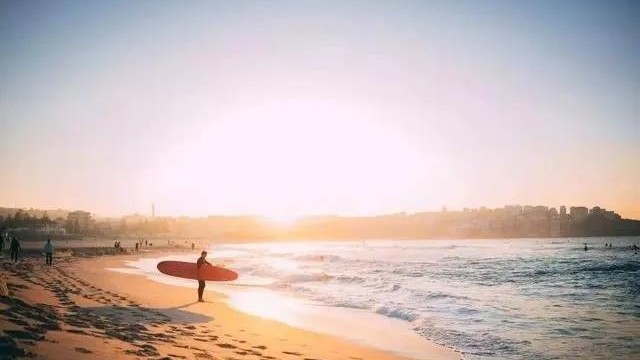 澳州净移民数创新高！24.5 万 + 背后，这七大黄金移民通道请收好